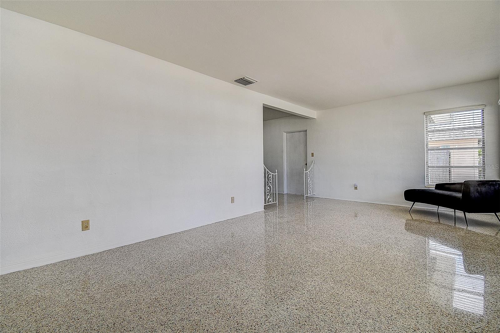 Image 9 of 35 For 5236 32nd Terrace N