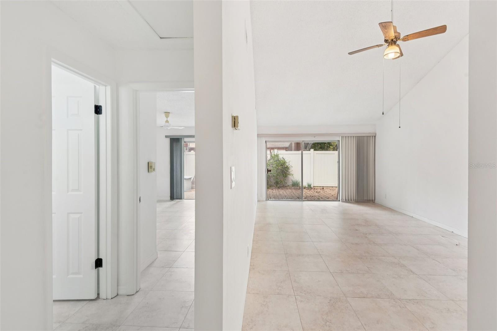 Image 16 of 43 For 2064 Sunset Point Road 71