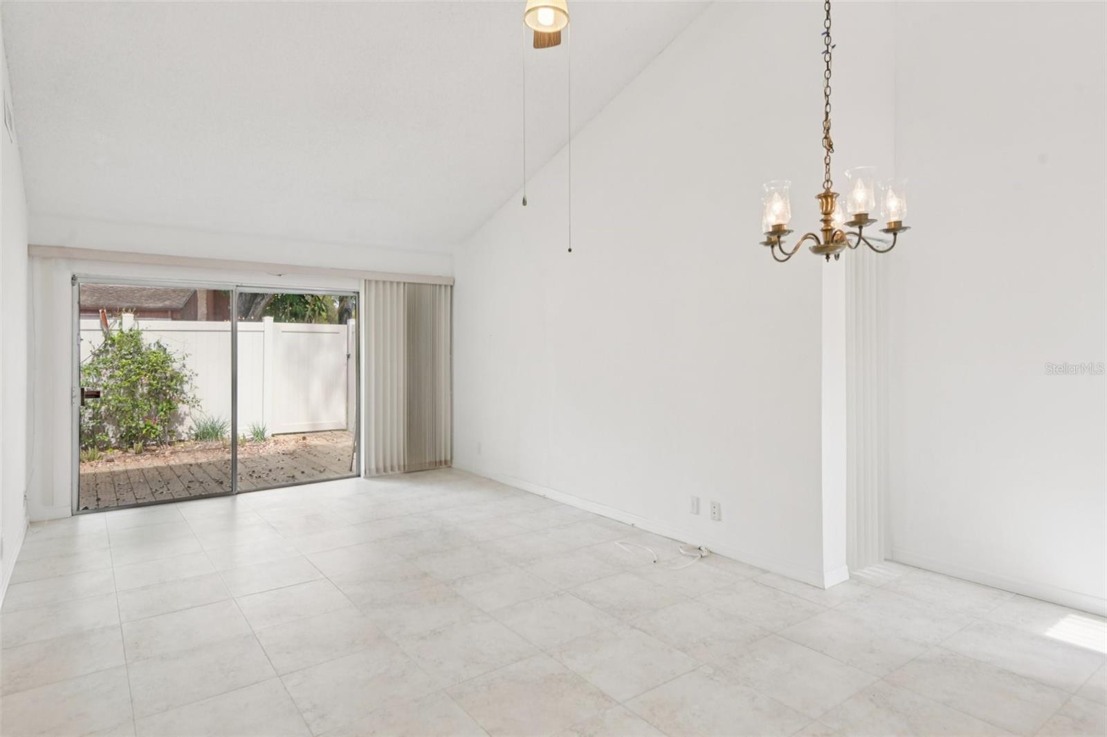 Image 4 of 43 For 2064 Sunset Point Road 71