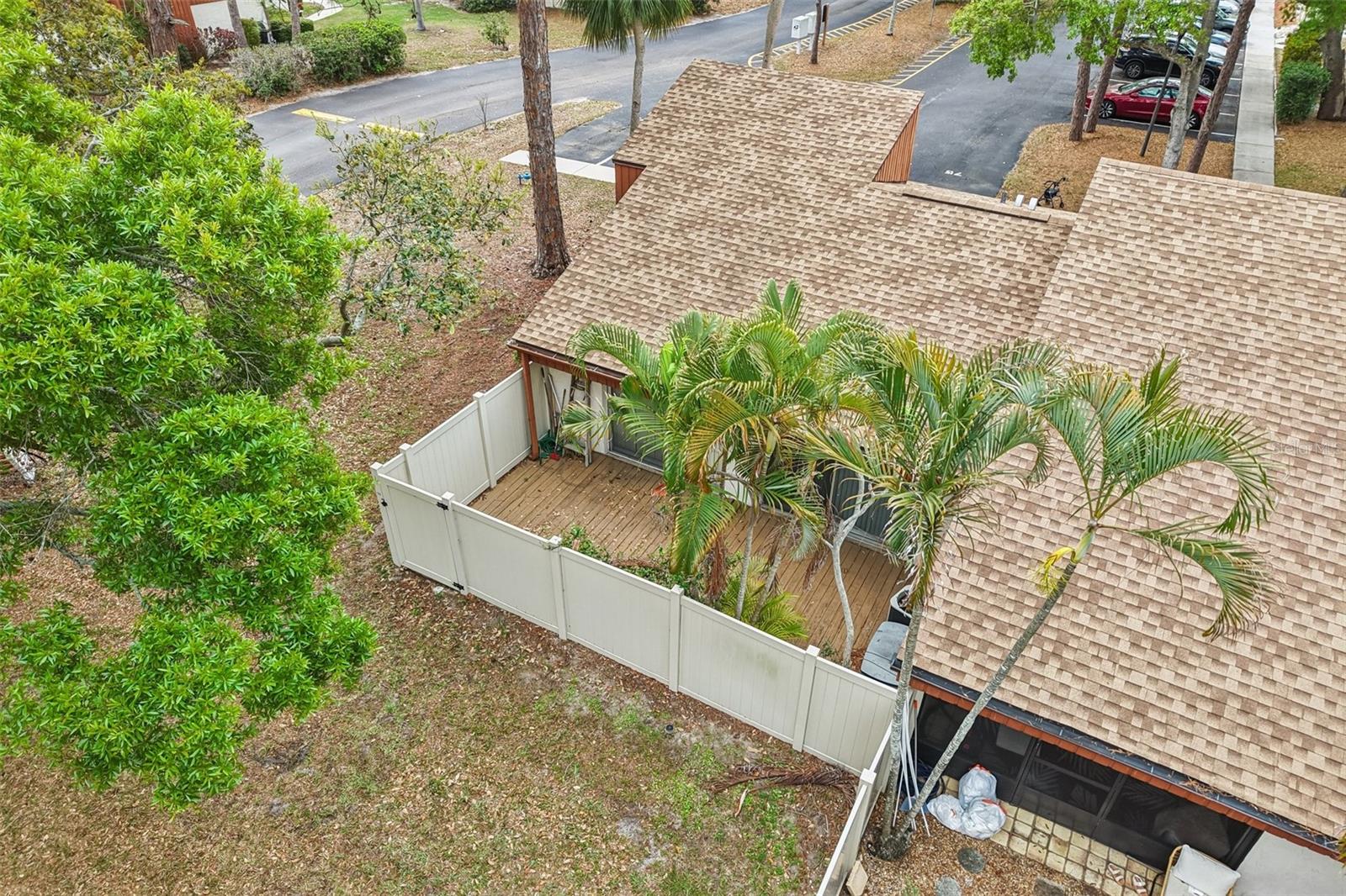 Image 40 of 43 For 2064 Sunset Point Road 71