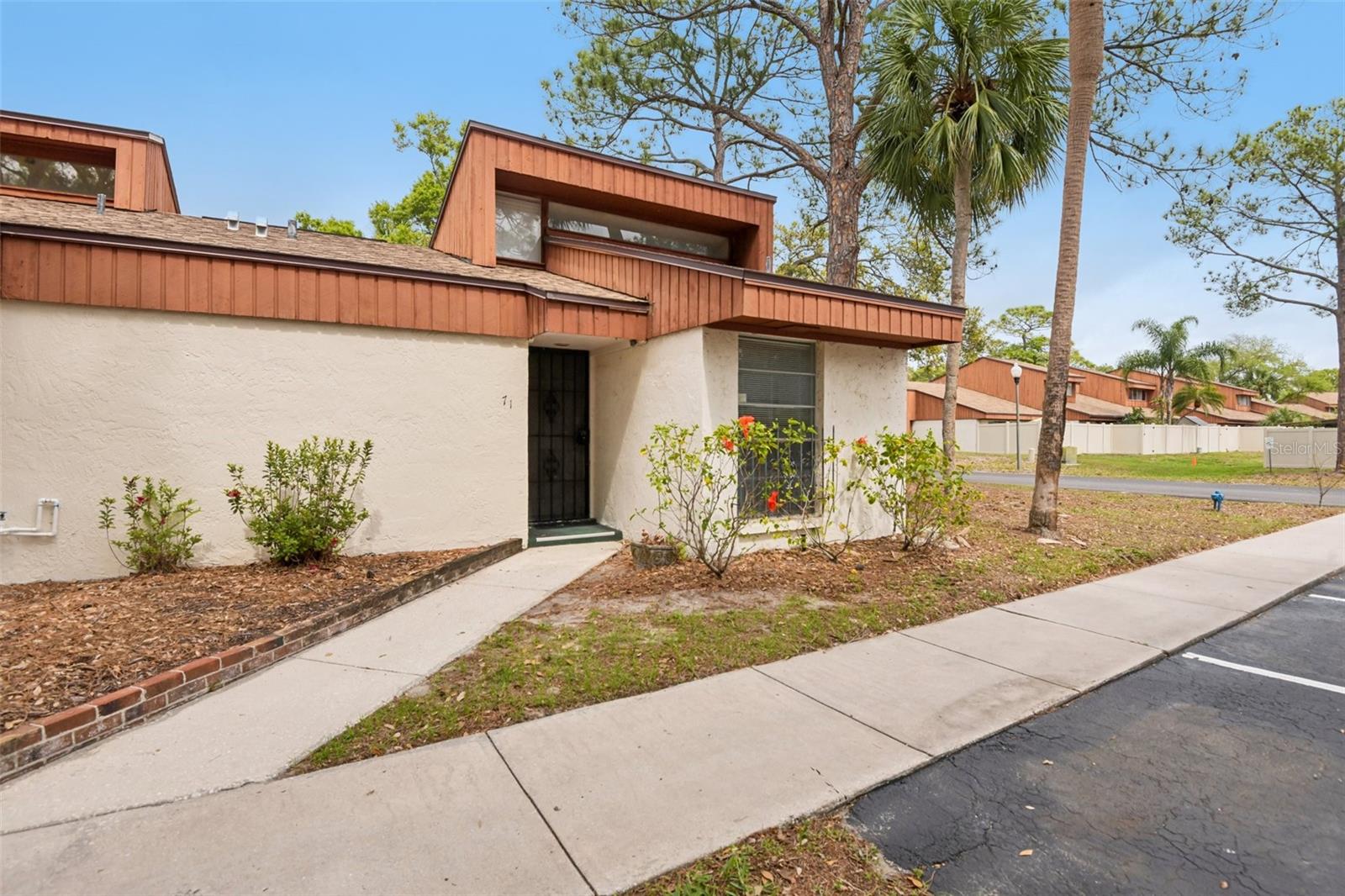 Image 42 of 43 For 2064 Sunset Point Road 71