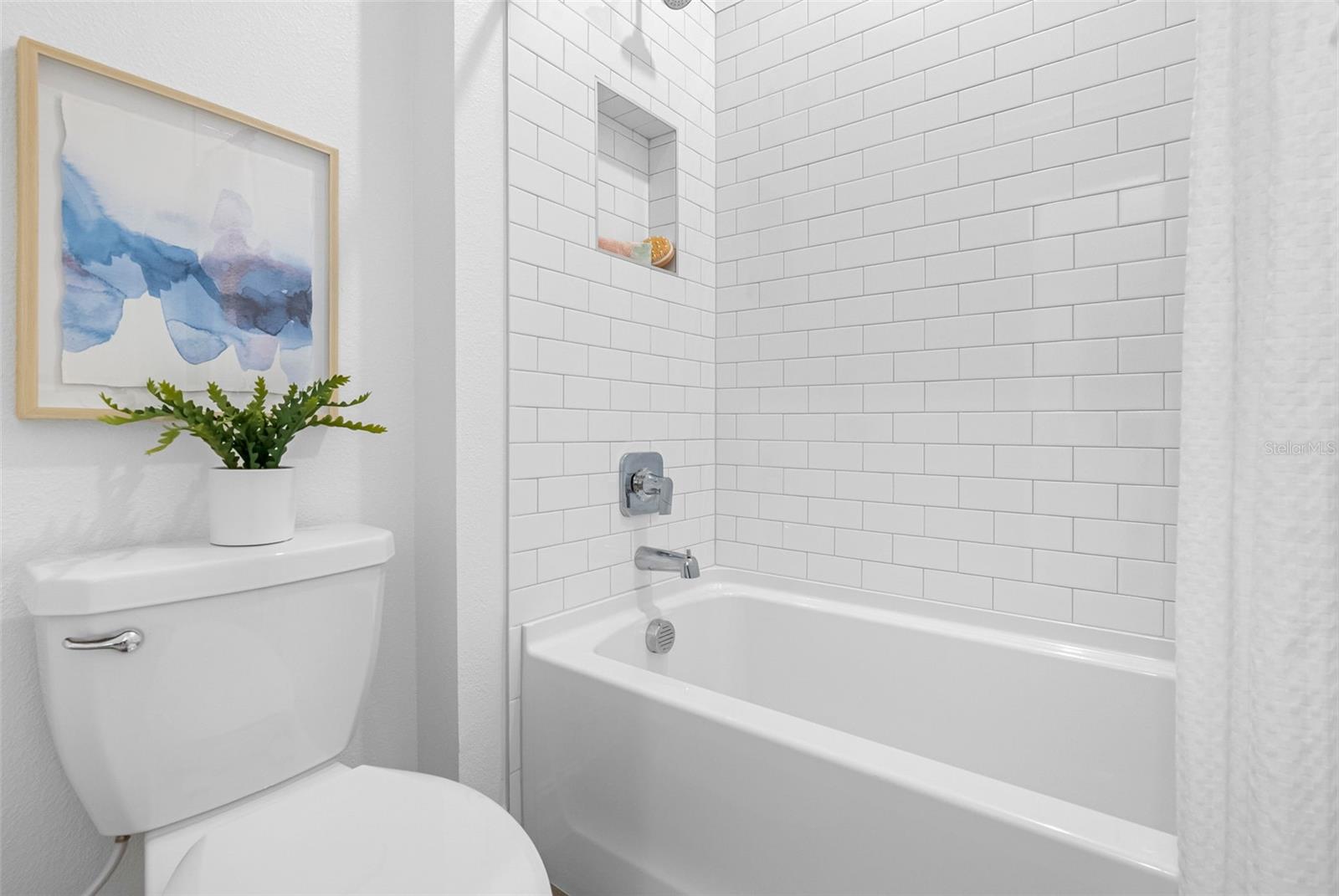 Image 29 of 47 For 18178 Serene Lake Loop