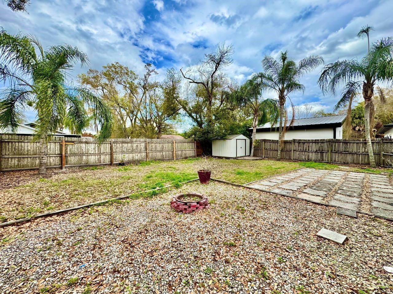 Image 34 of 35 For 809 Hiawatha Street