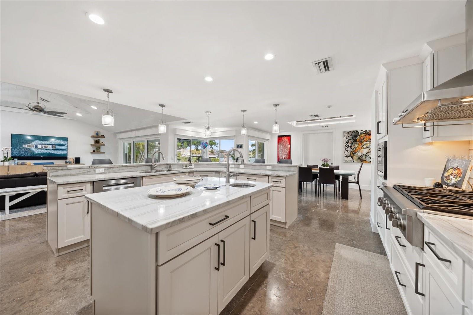 Image 11 of 96 For 109 Driftwood Lane