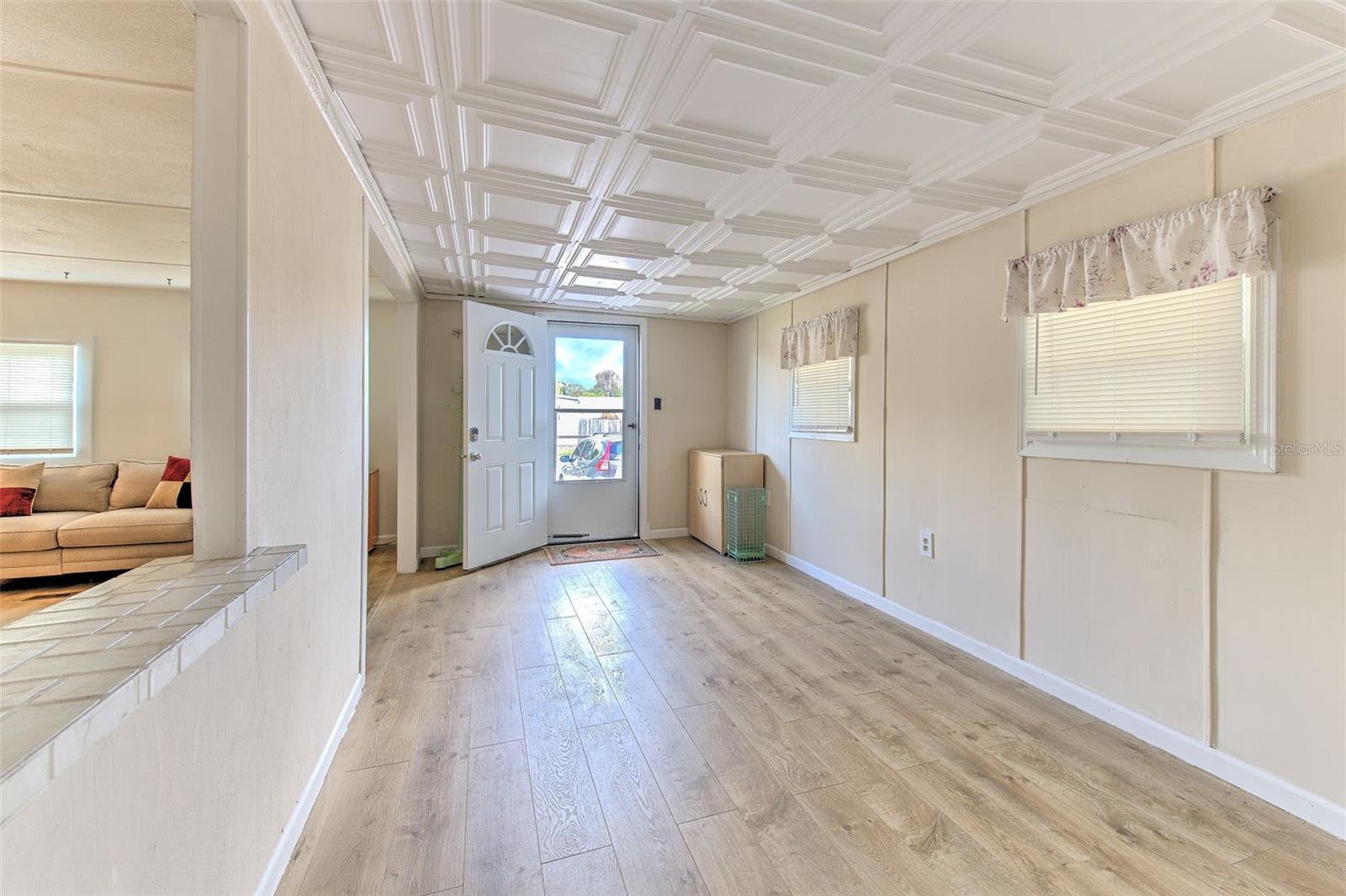 Image 13 of 31 For 6028 136th Avenue N