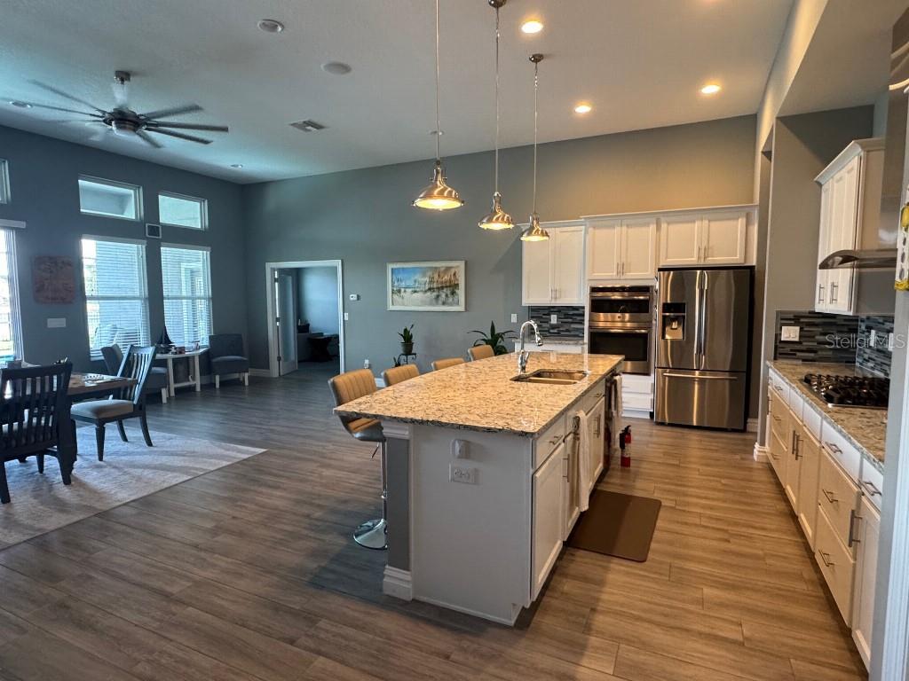 Image 26 of 27 For 6911 Park Strand Drive