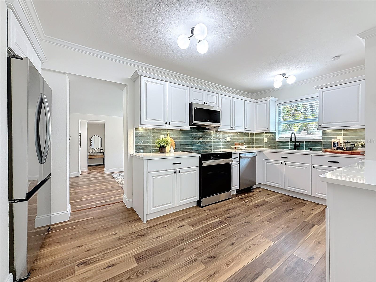 Image 15 of 73 For 3021 Granville Court N