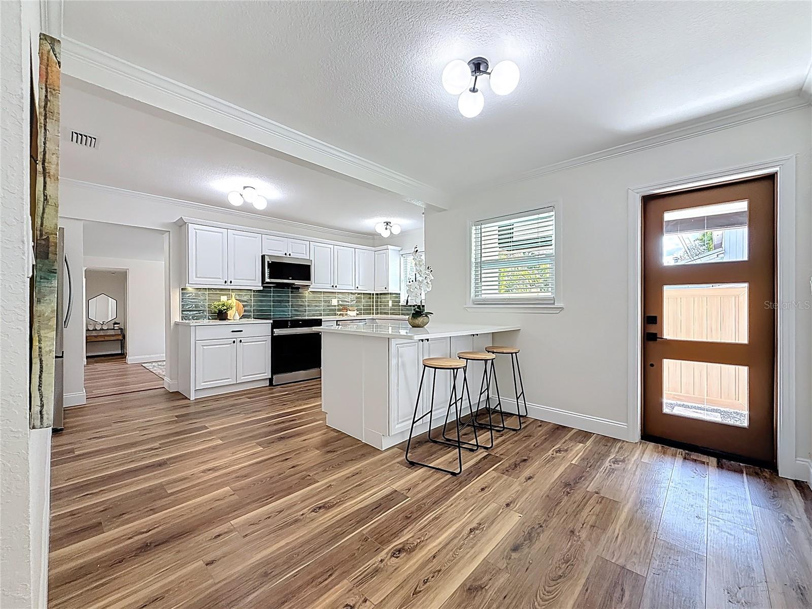 Image 18 of 73 For 3021 Granville Court N