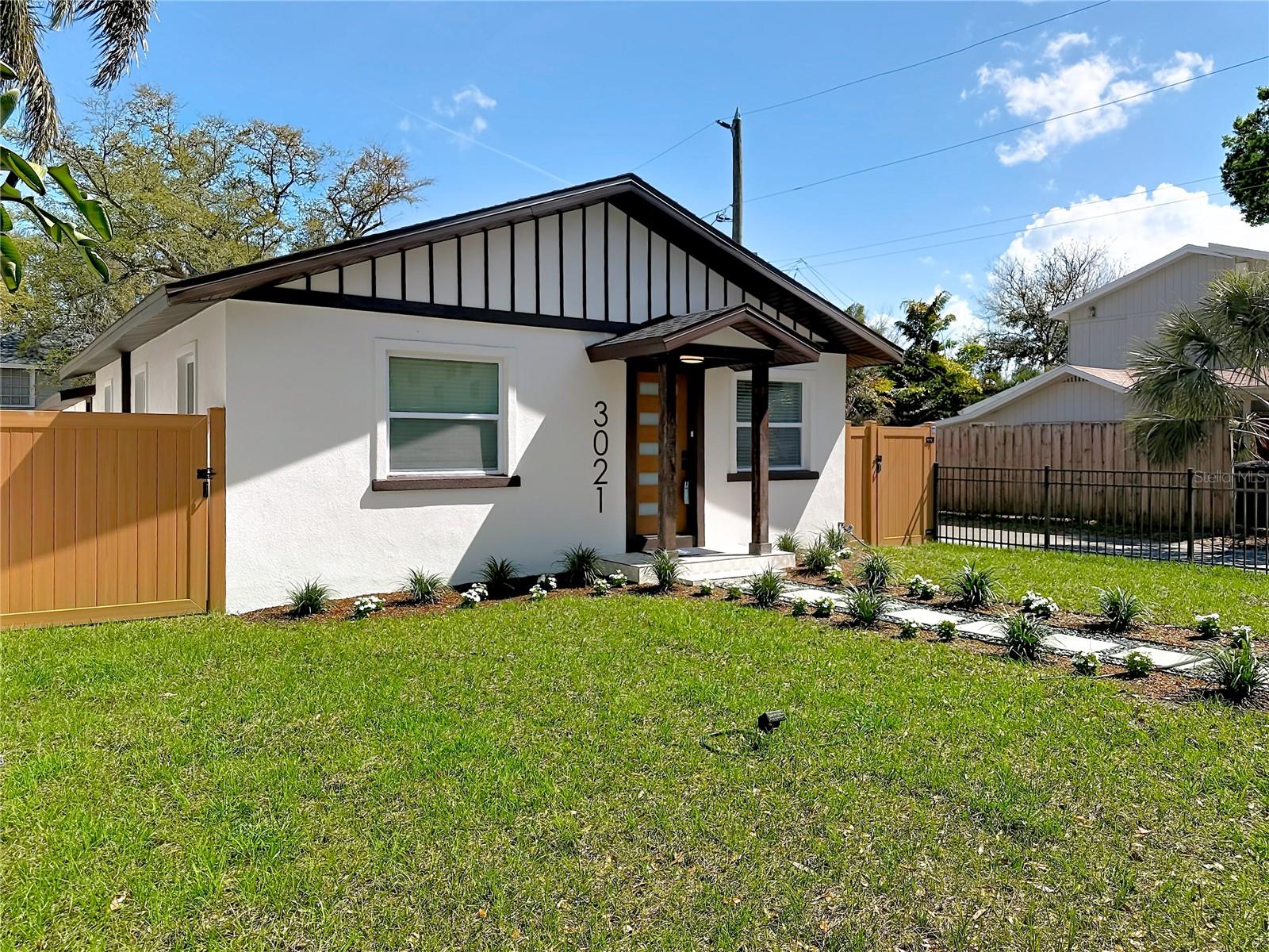 Image 2 of 73 For 3021 Granville Court N