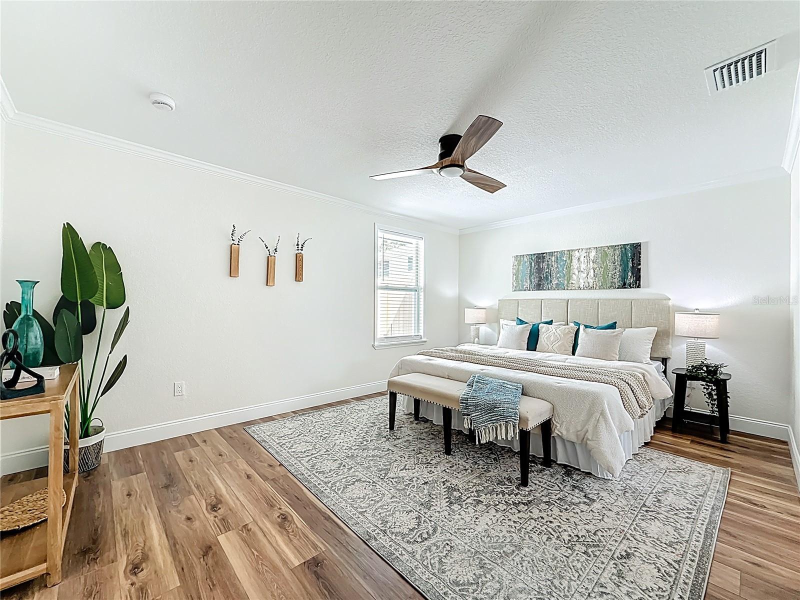 Image 32 of 73 For 3021 Granville Court N