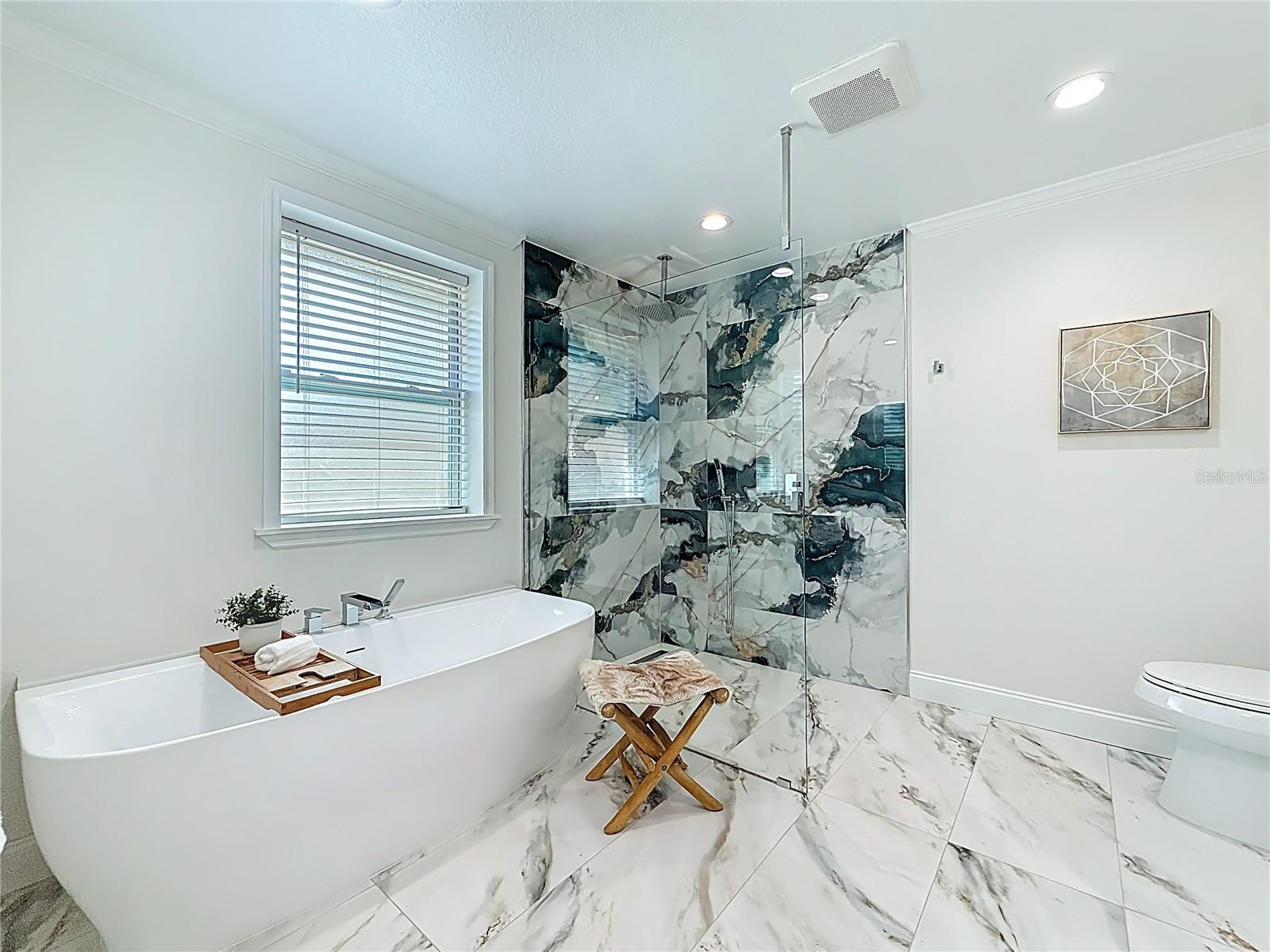 Image 38 of 73 For 3021 Granville Court N