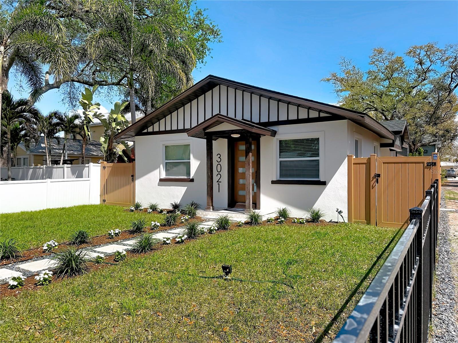 Image 4 of 73 For 3021 Granville Court N