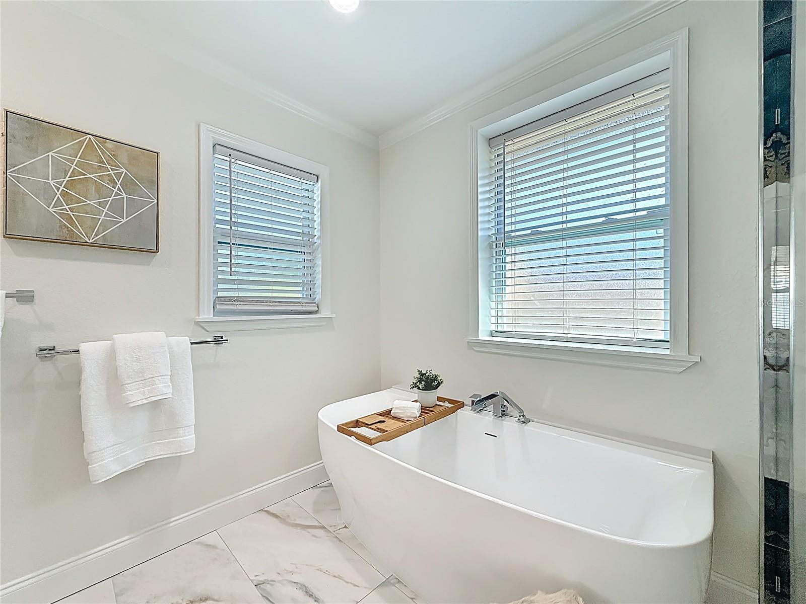 Image 40 of 73 For 3021 Granville Court N