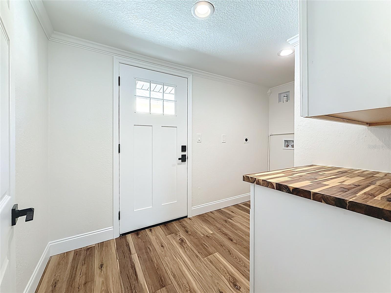 Image 56 of 73 For 3021 Granville Court N