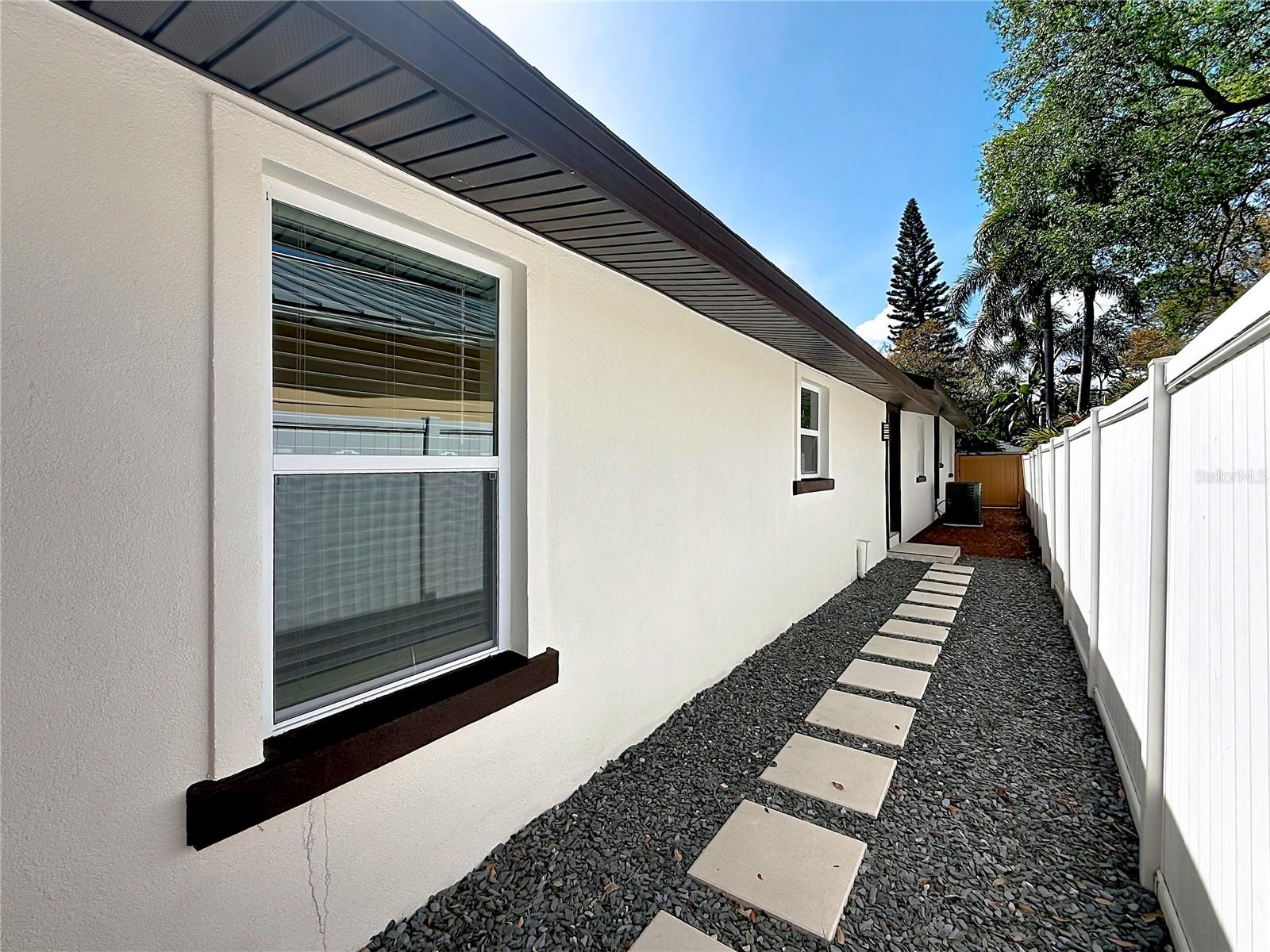 Image 61 of 73 For 3021 Granville Court N