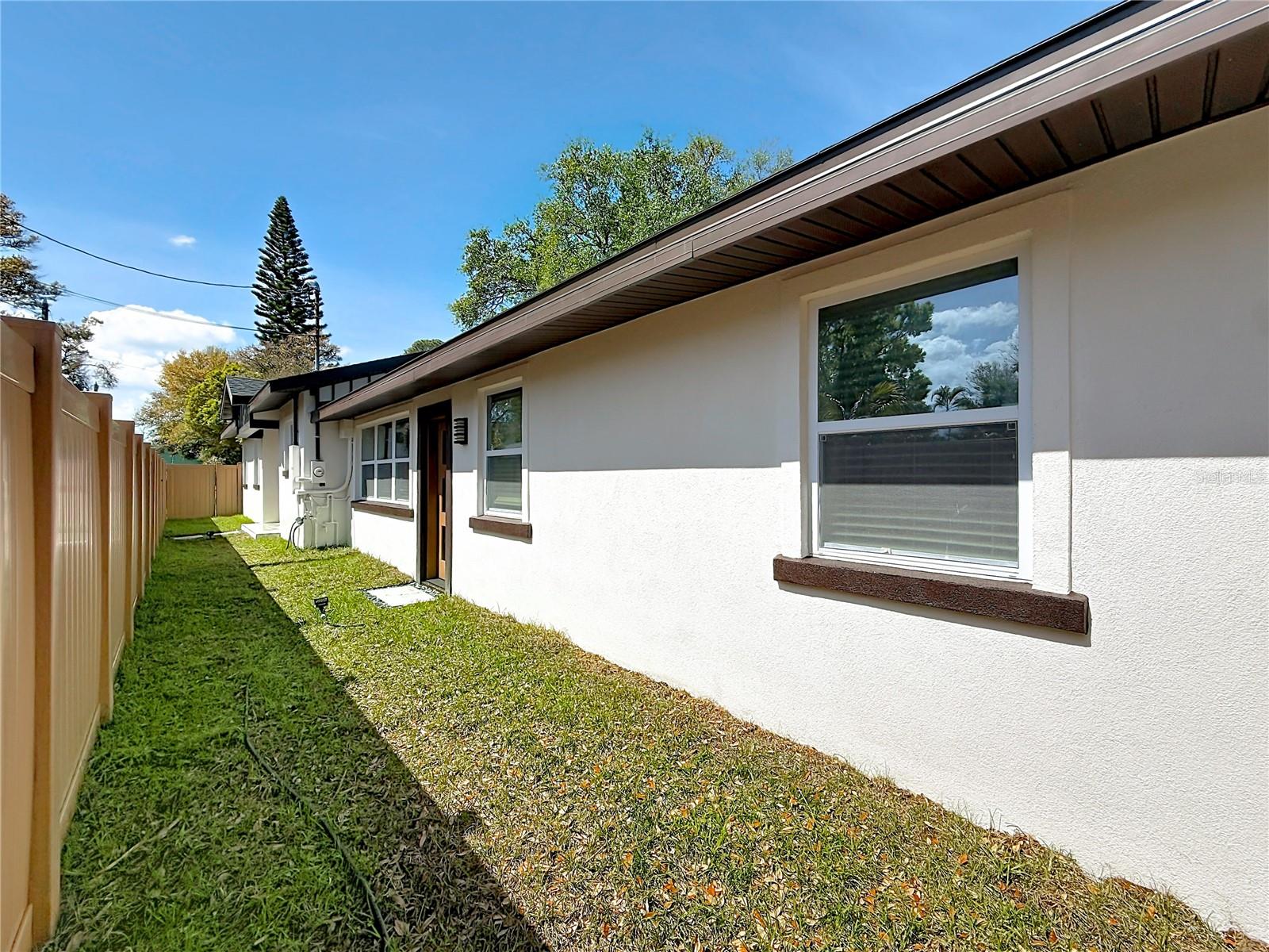 Image 64 of 73 For 3021 Granville Court N