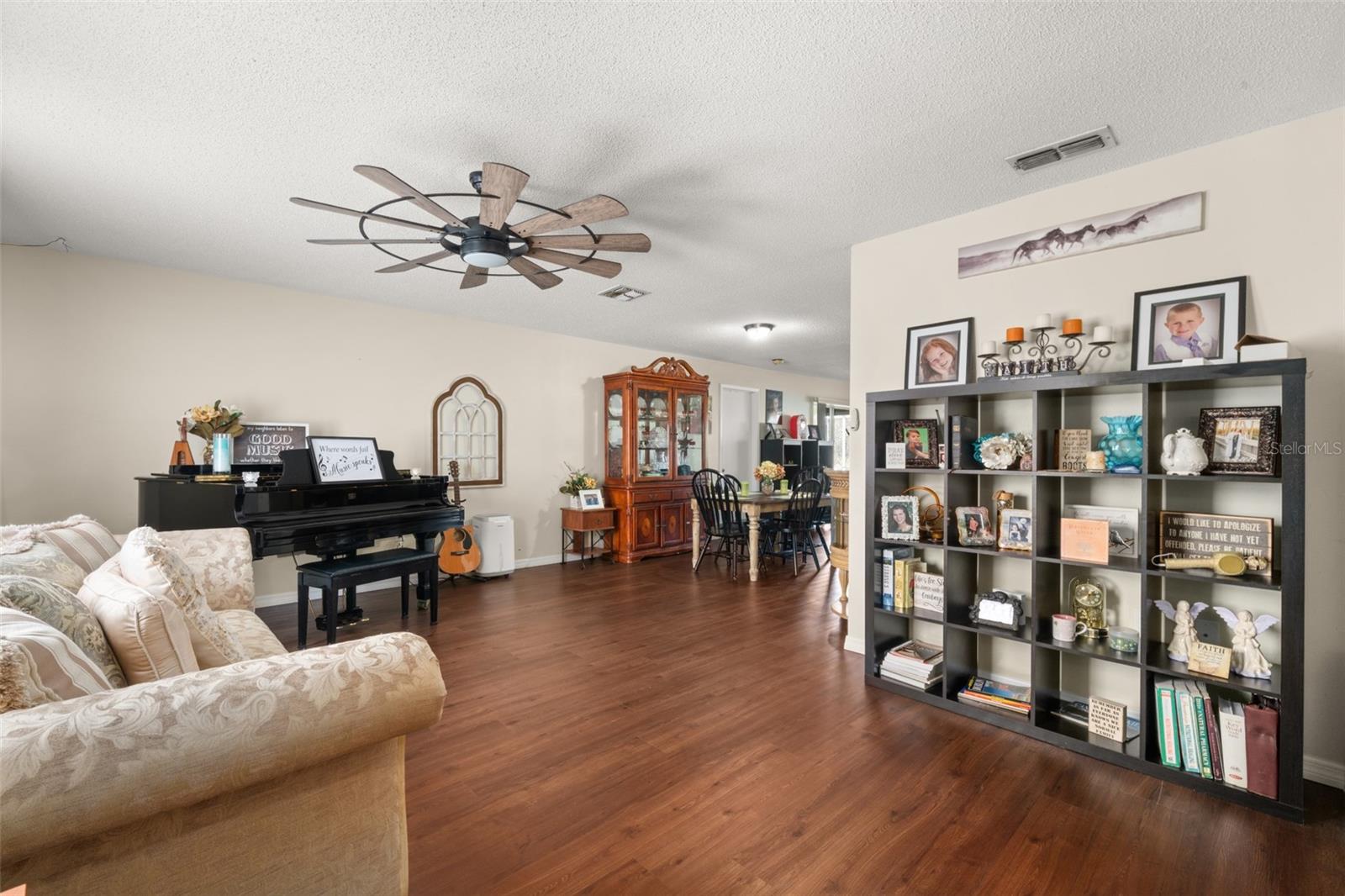 Image 4 of 31 For 443 Foxdale Road