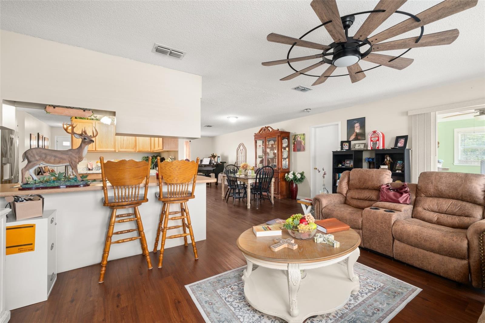 Image 9 of 31 For 443 Foxdale Road