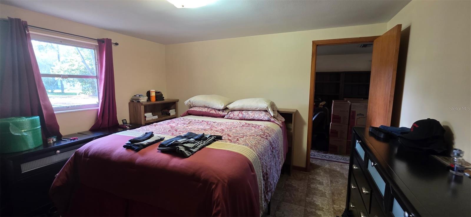 Image 6 of 8 For 220 Monroe Avenue