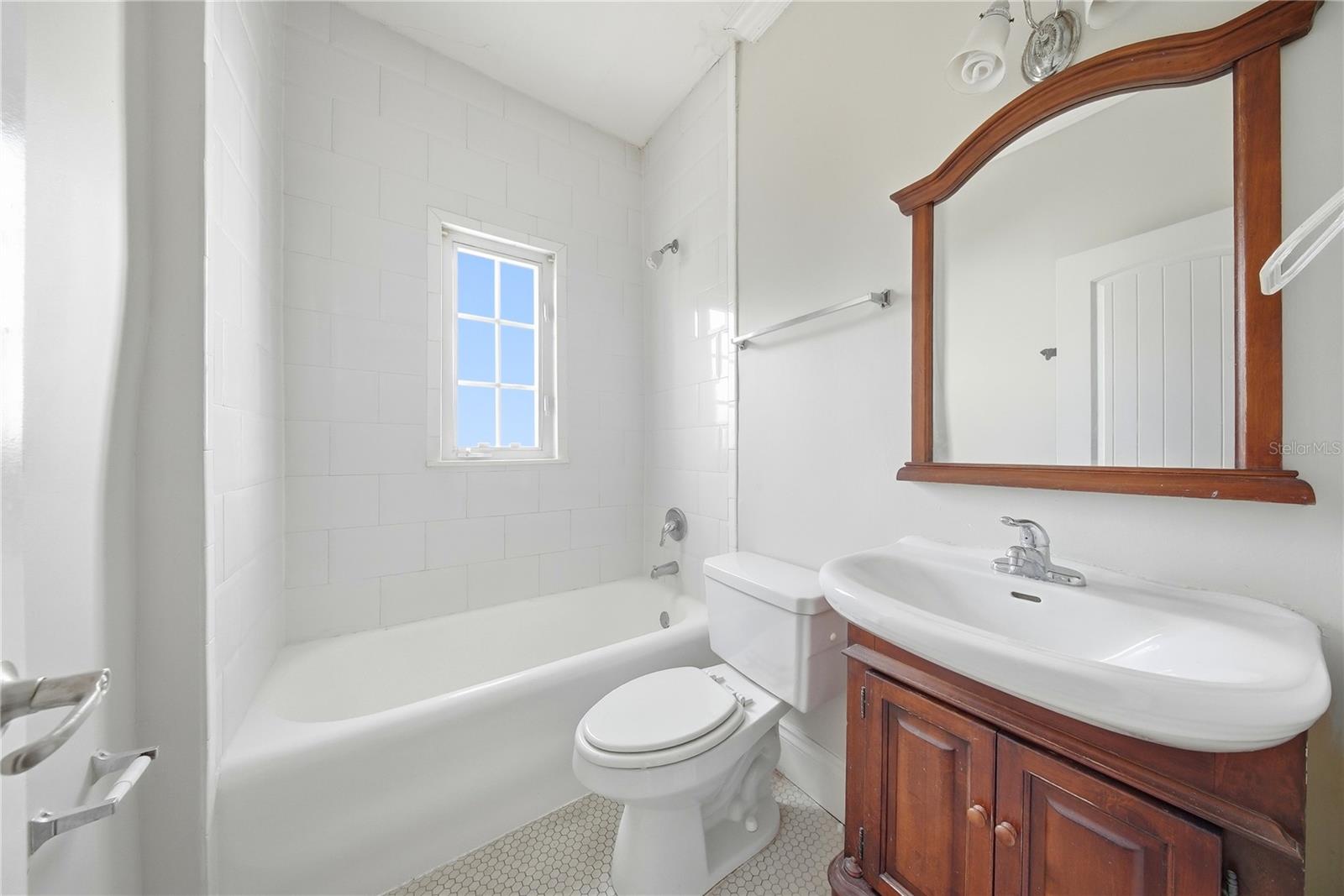 Image 17 of 23 For 2117 Dekle Avenue G1