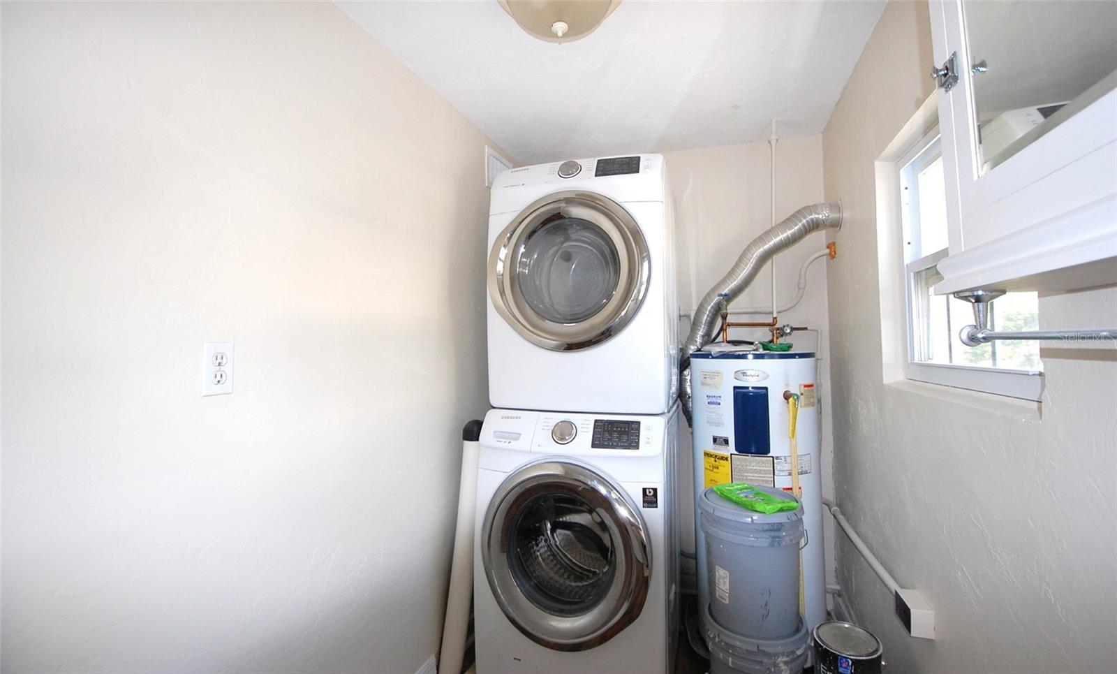 Image 14 of 16 For 247 Short Street