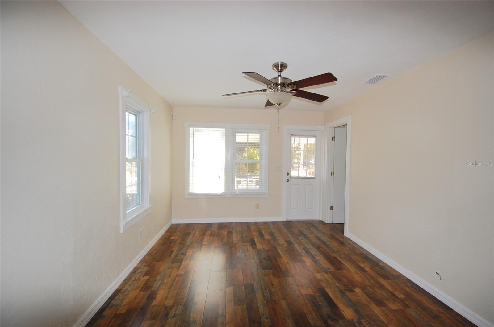 Image 2 of 16 For 247 Short Street