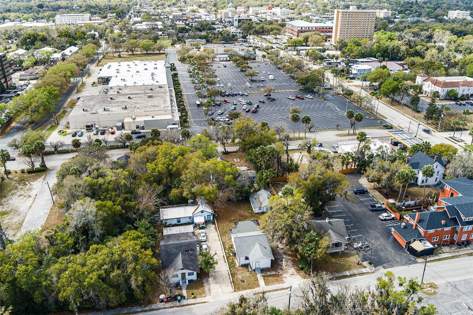 Image 33 of 37 For 122 Garfield Avenue