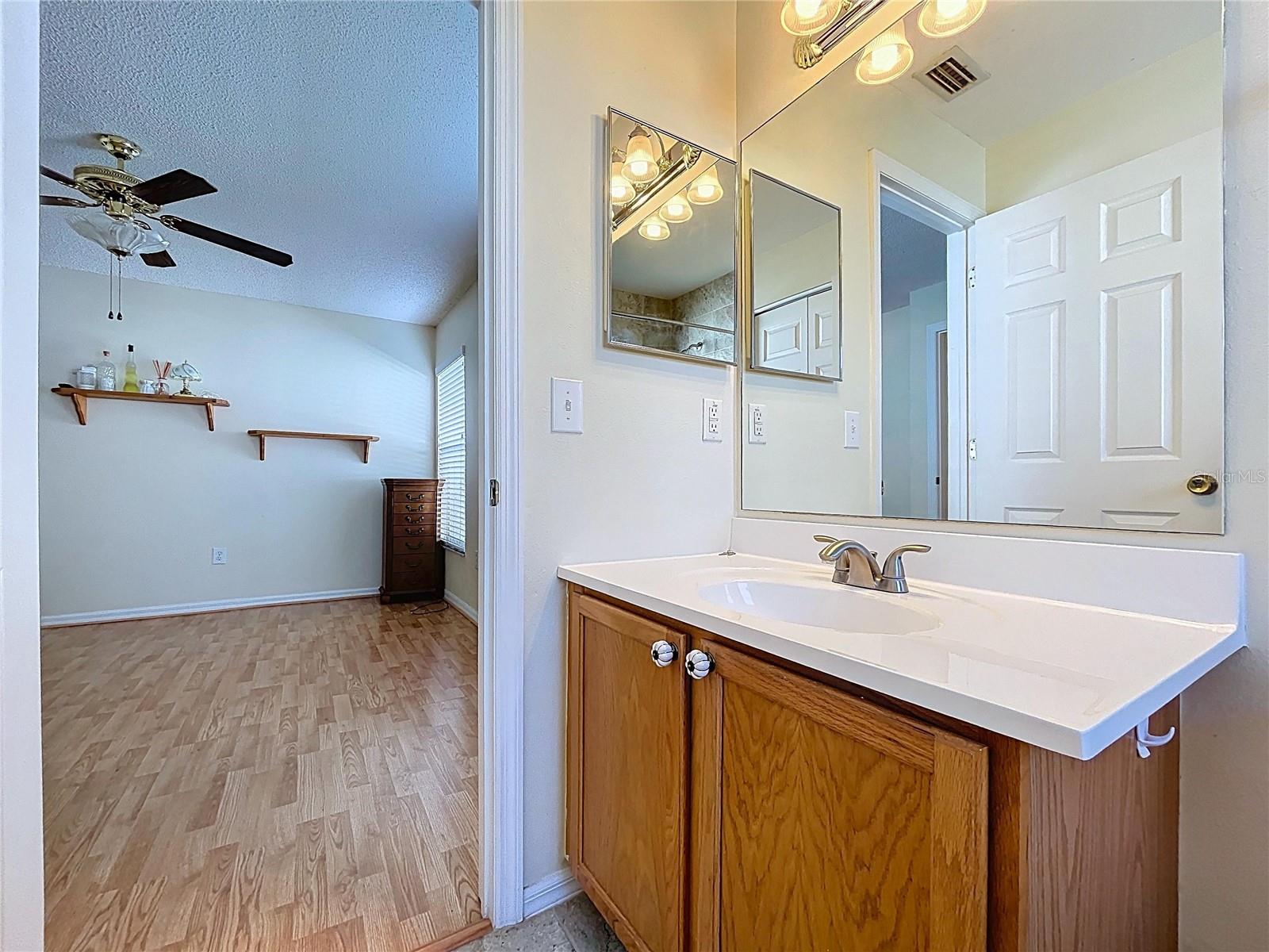 Image 20 of 44 For 1211 Franford Drive