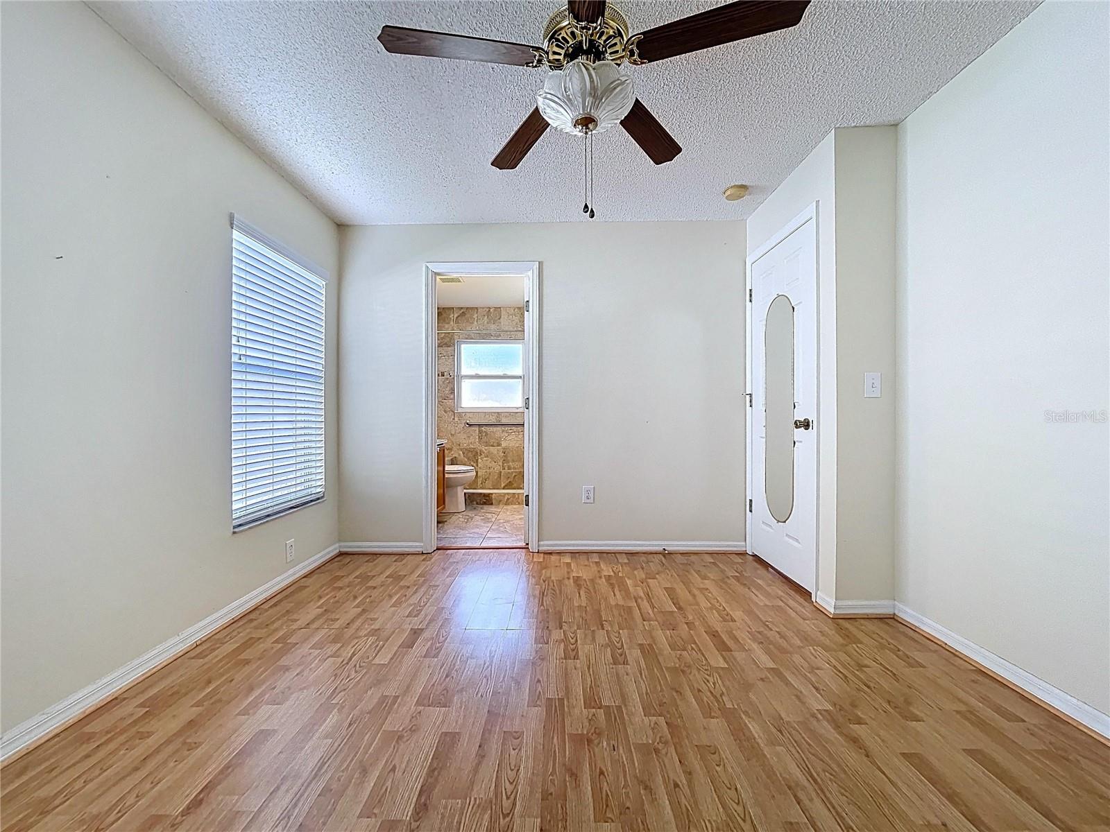 Image 24 of 44 For 1211 Franford Drive