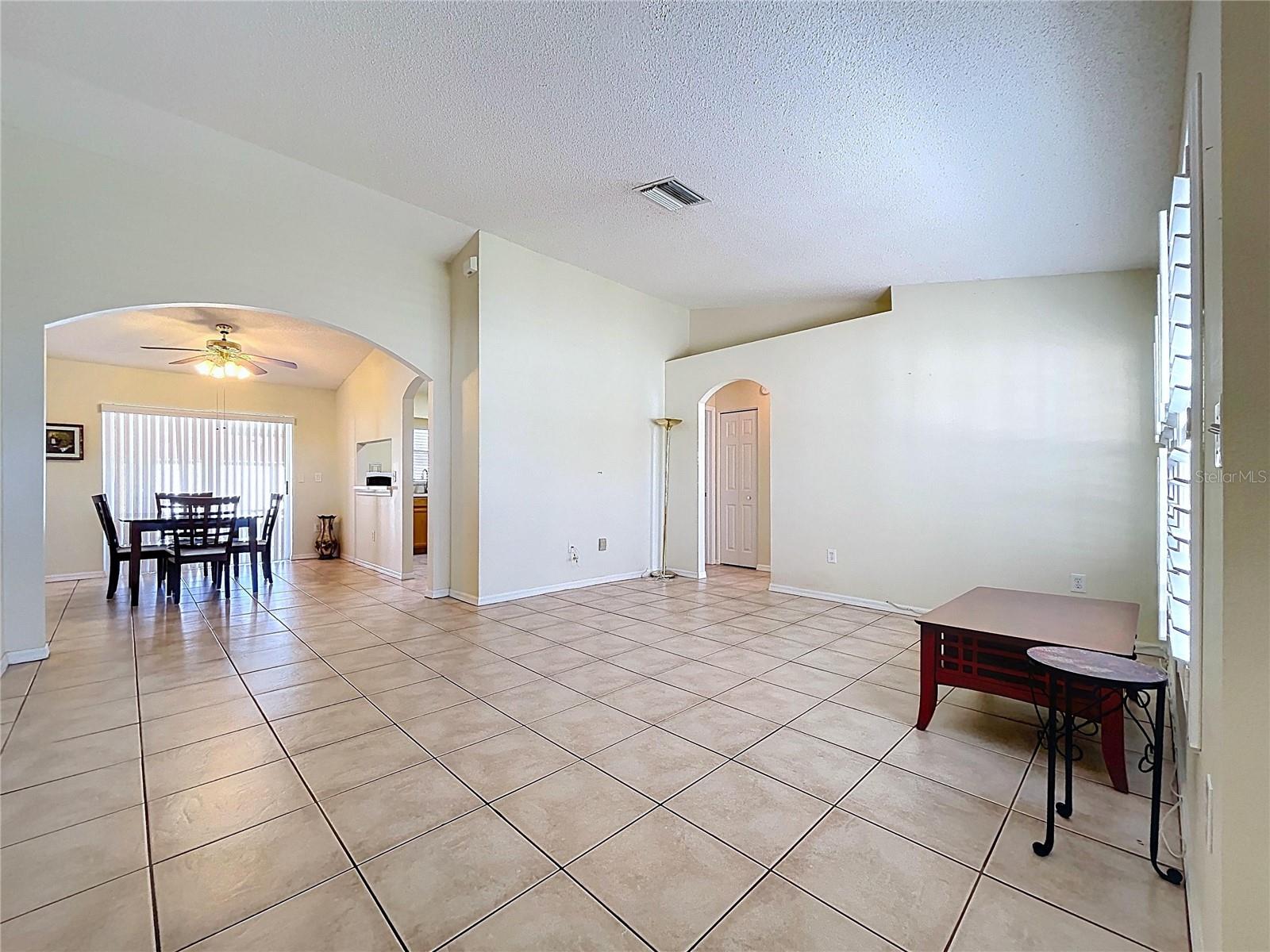 Image 8 of 44 For 1211 Franford Drive