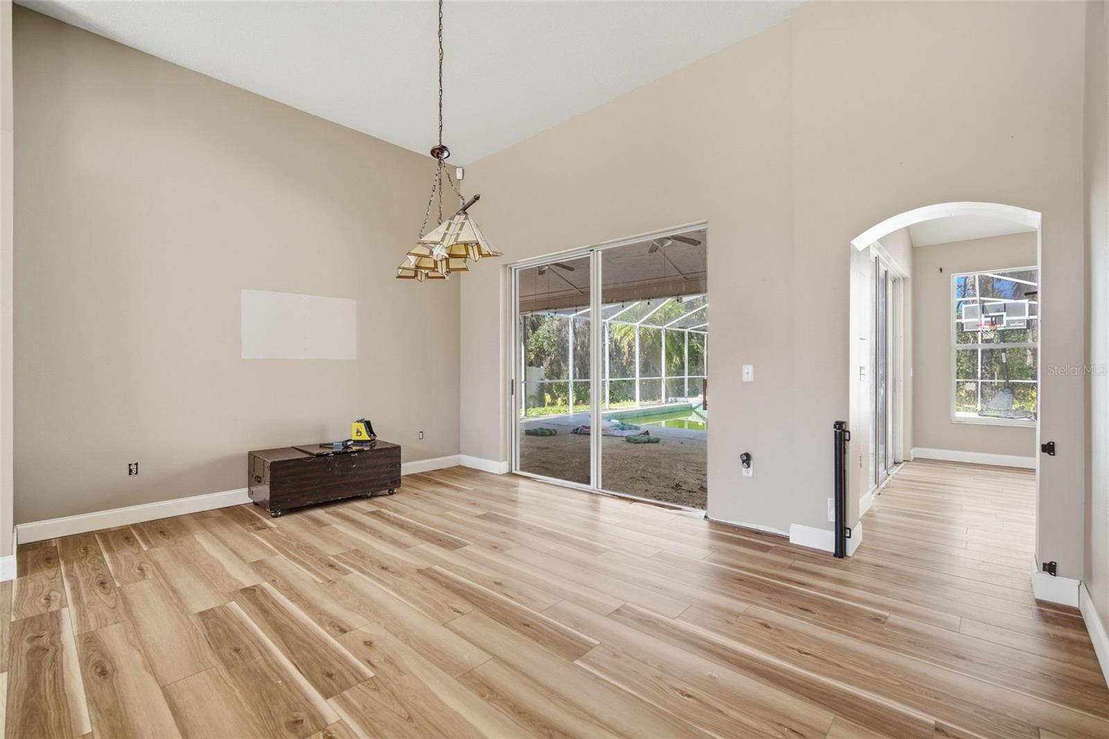 Image 12 of 61 For 28427 Openfield Loop