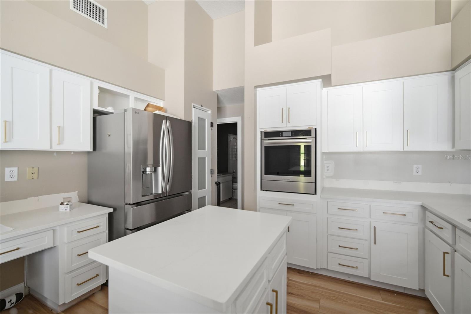 Image 17 of 61 For 28427 Openfield Loop