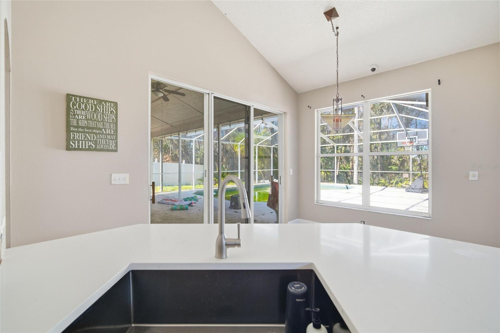 Image 21 of 61 For 28427 Openfield Loop