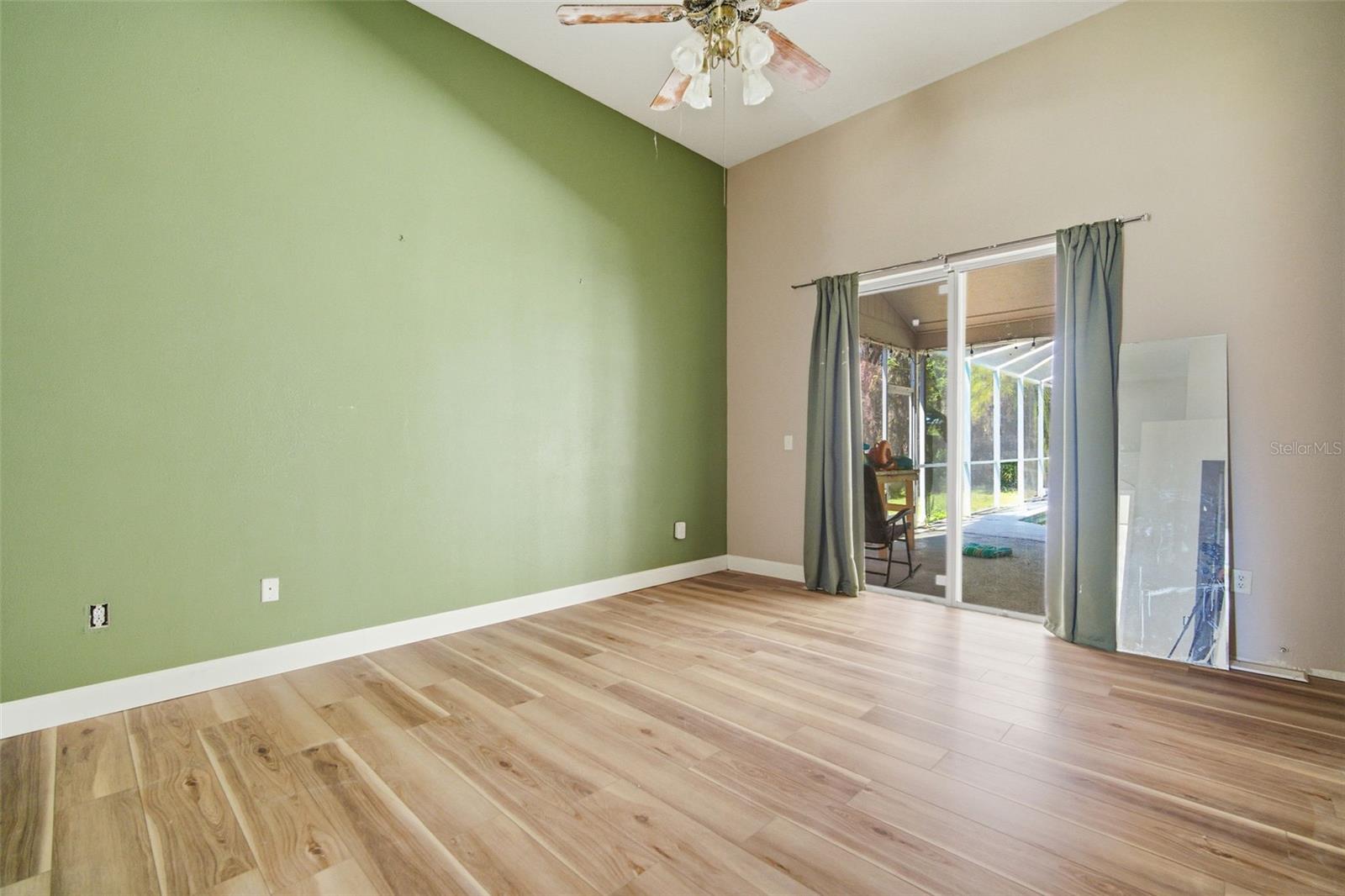 Image 27 of 61 For 28427 Openfield Loop