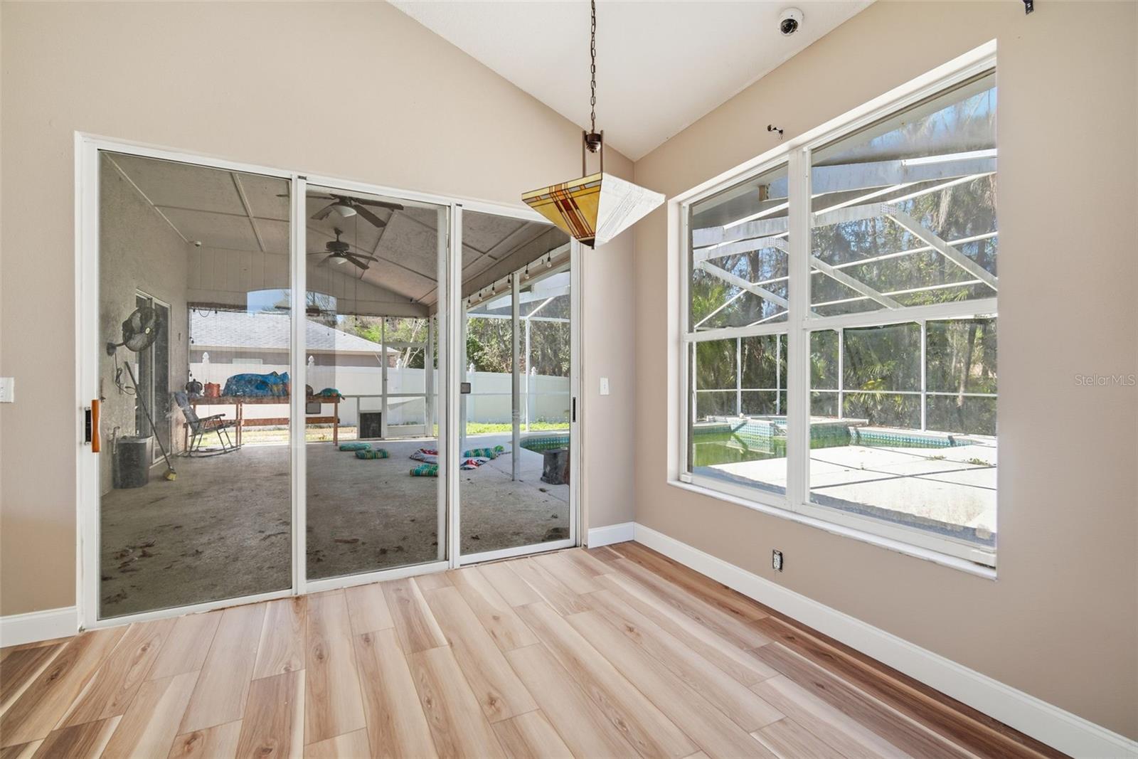 Image 31 of 61 For 28427 Openfield Loop