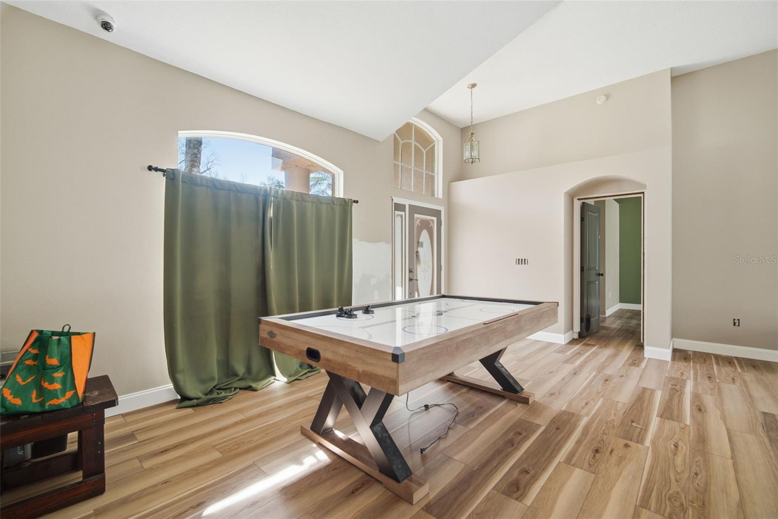 Image 4 of 61 For 28427 Openfield Loop