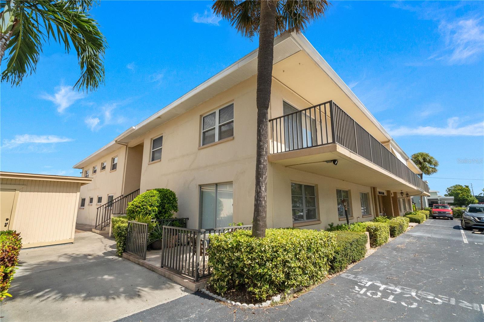 Image 18 of 20 For 3753 46th Avenue S 6