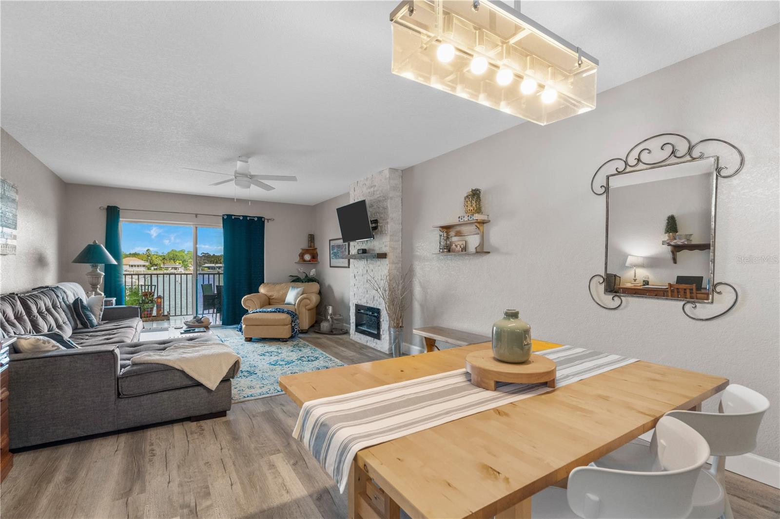 Image 5 of 20 For 3753 46th Avenue S 6