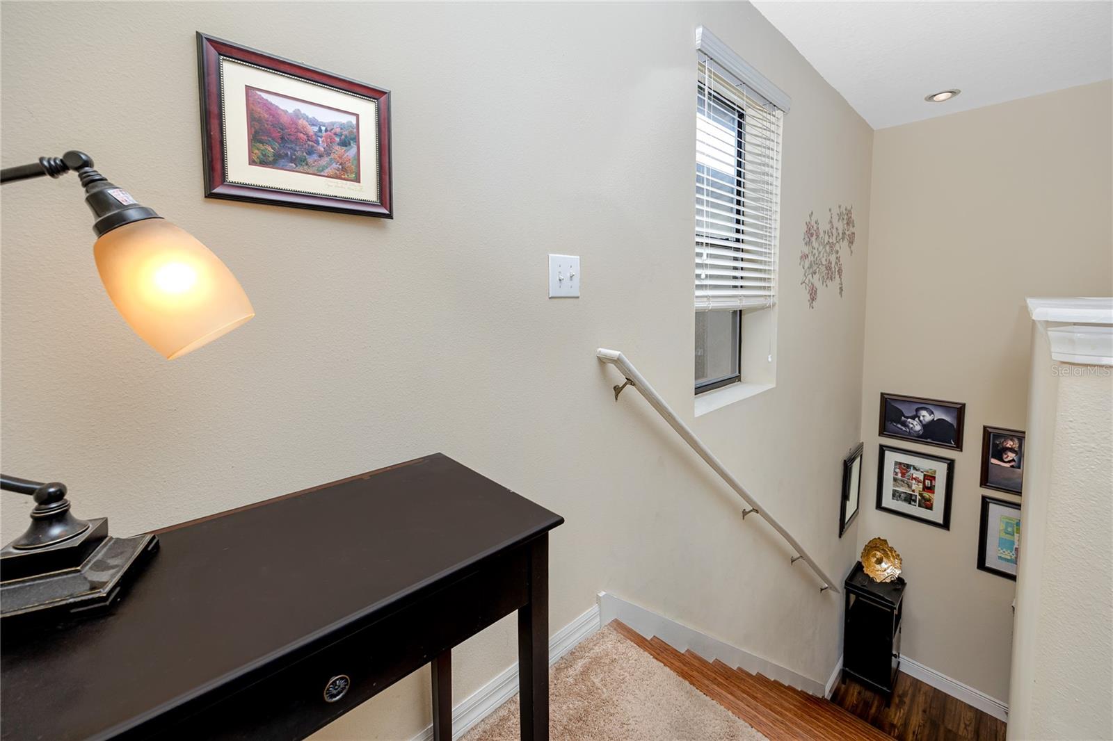 Listing photo id 14 for 2753 Hampton Green Lane