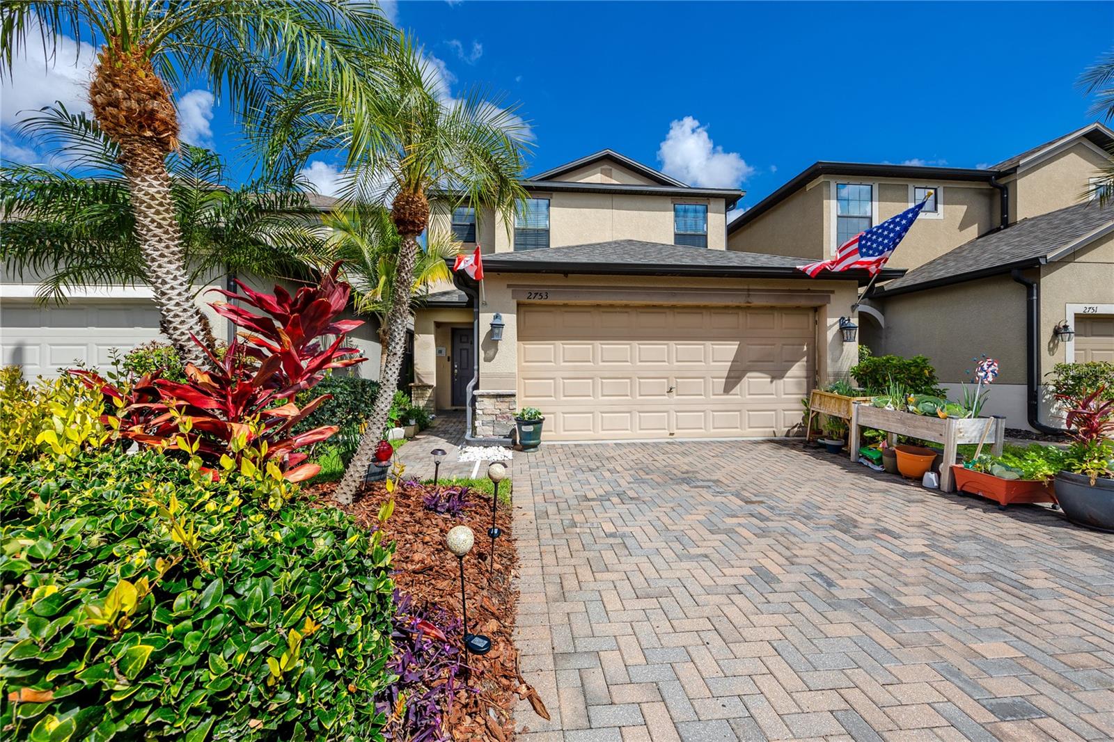 Listing photo id 41 for 2753 Hampton Green Lane