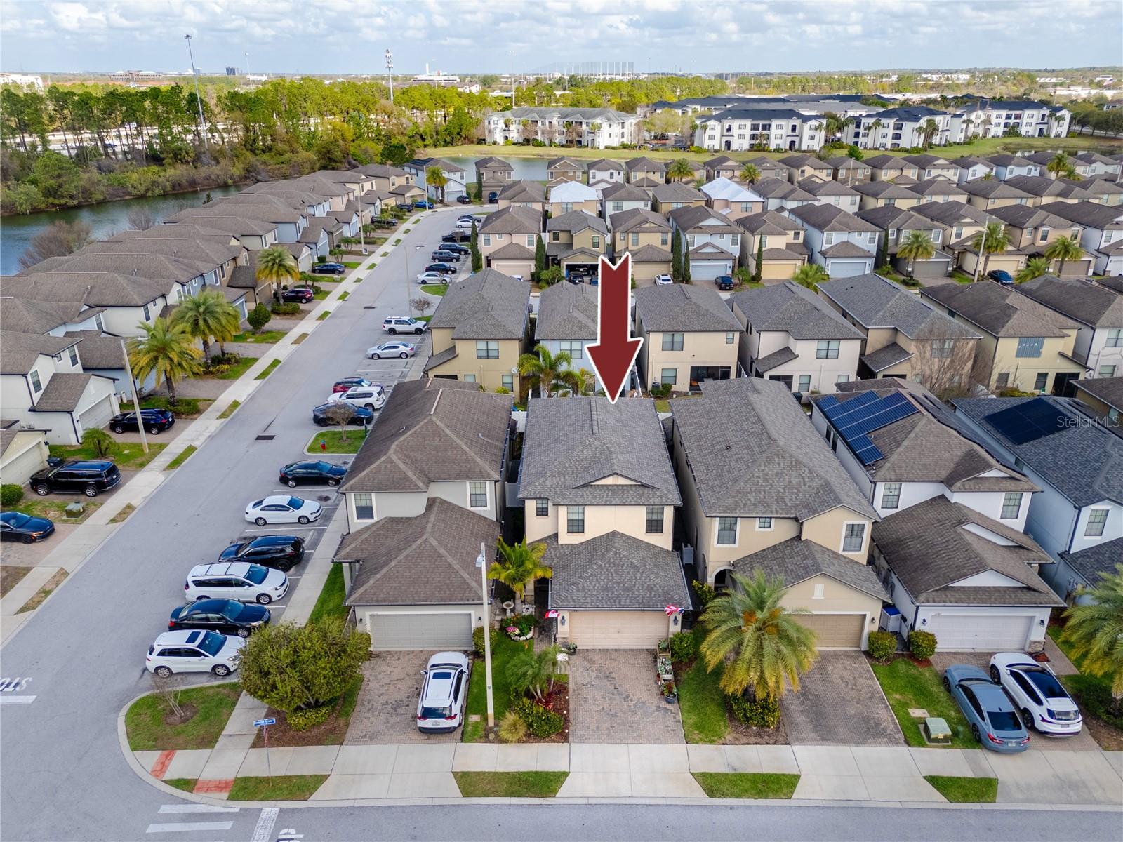 Listing photo id 43 for 2753 Hampton Green Lane