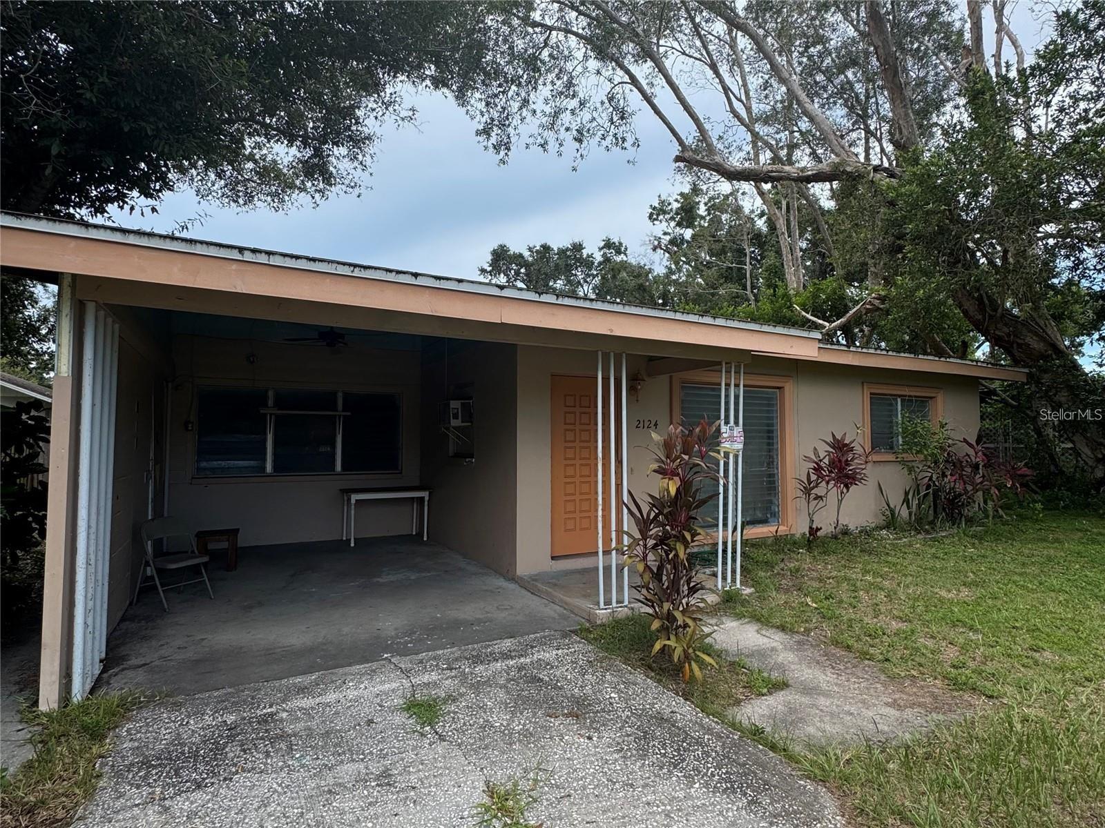 Image 8 of 8 For 2124 Catalina Drive N