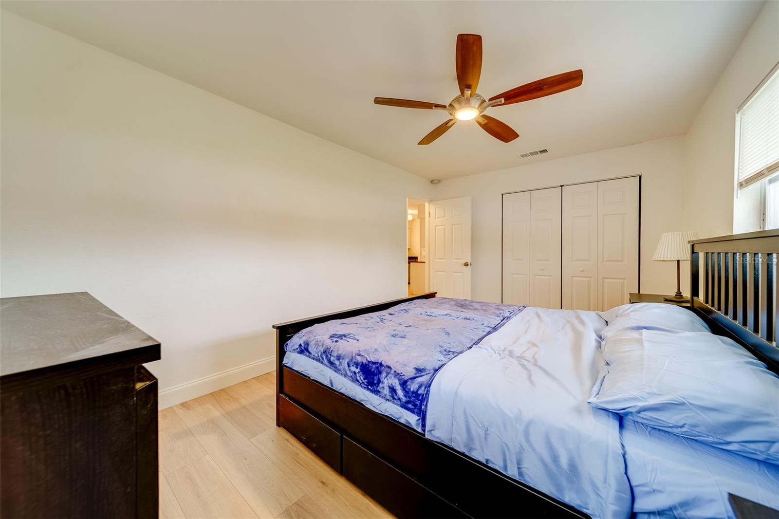 Image 19 of 45 For 11424 79th Avenue