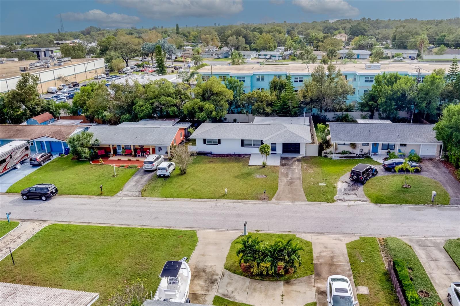 Image 37 of 45 For 11424 79th Avenue