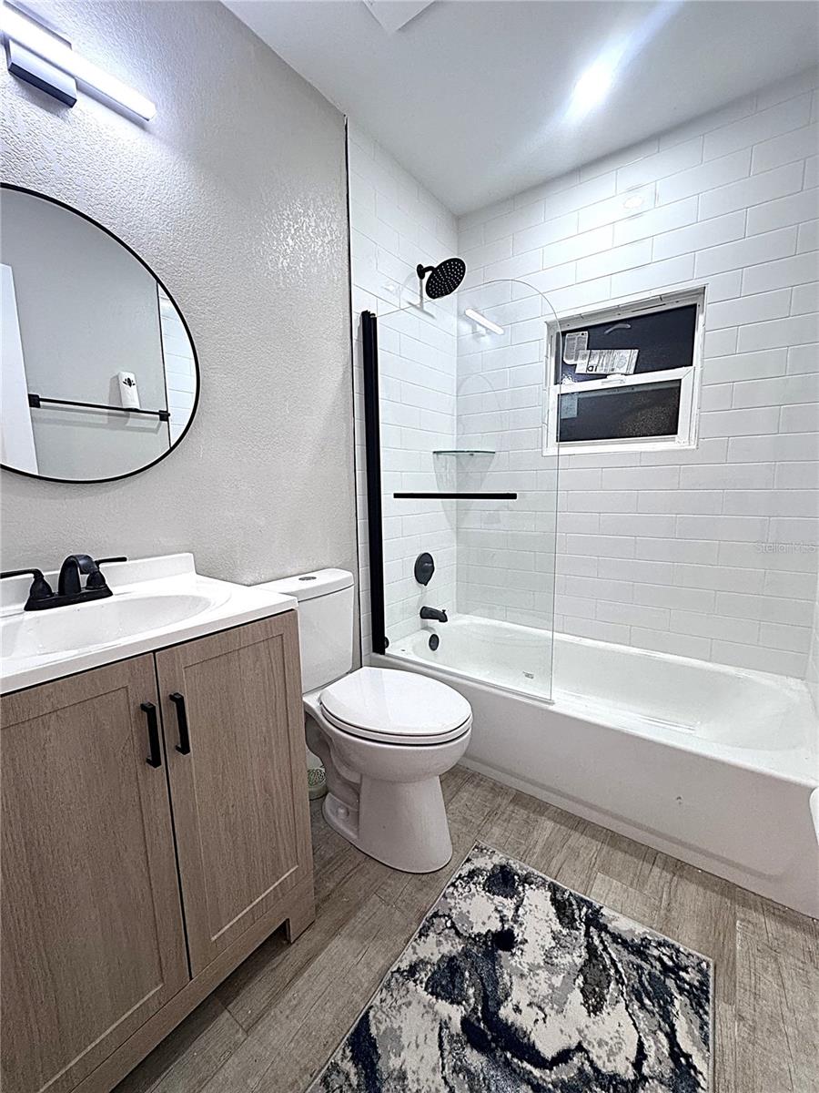 Image 5 of 12 For 903 King Street