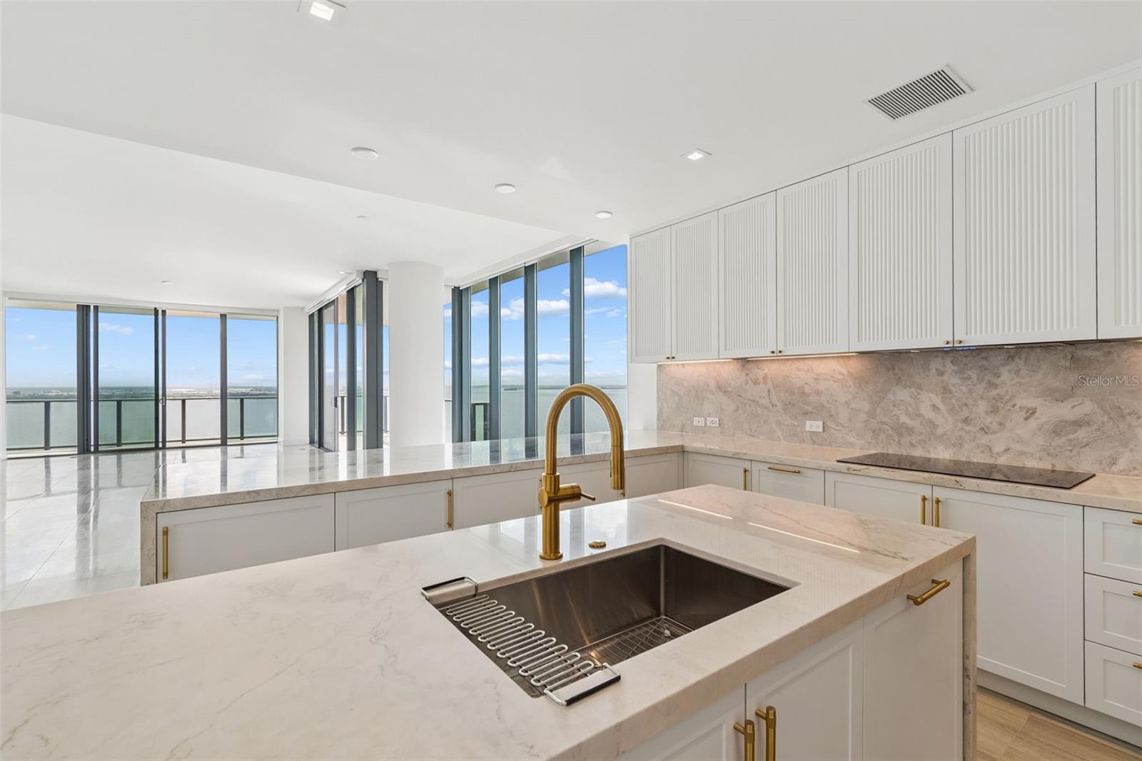 Image 14 of 50 For 3101 Bayshore Boulevard 2104