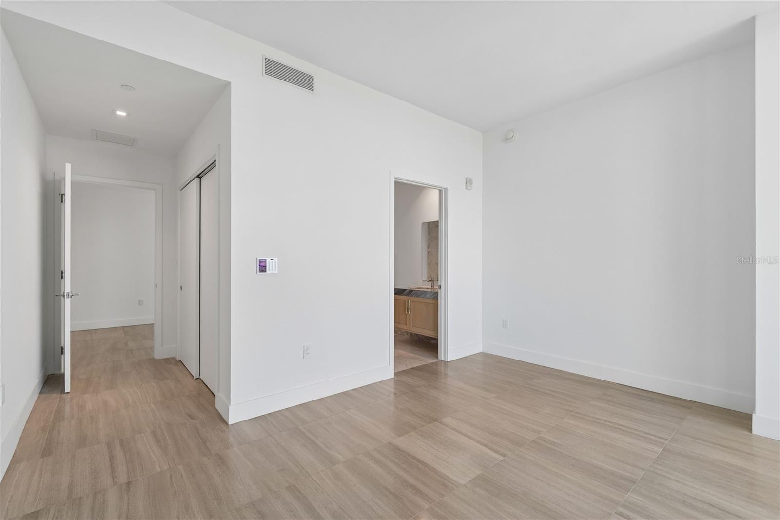 Image 31 of 50 For 3101 Bayshore Boulevard 2104