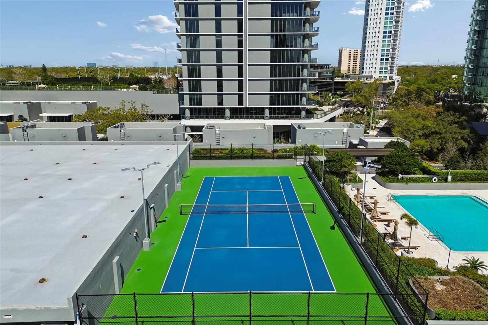 Image 42 of 50 For 3101 Bayshore Boulevard 2104