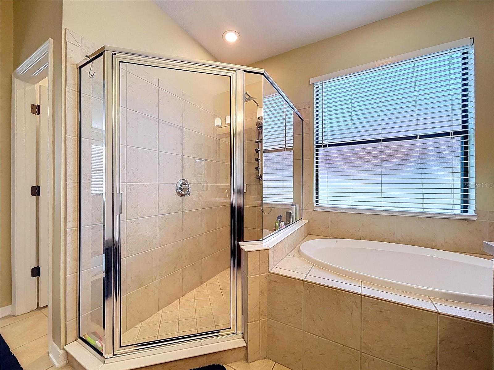 Image 11 of 26 For 8501 White Poplar Drive