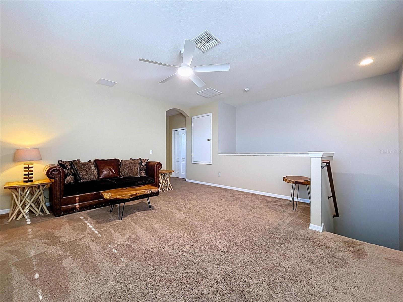 Image 13 of 26 For 8501 White Poplar Drive